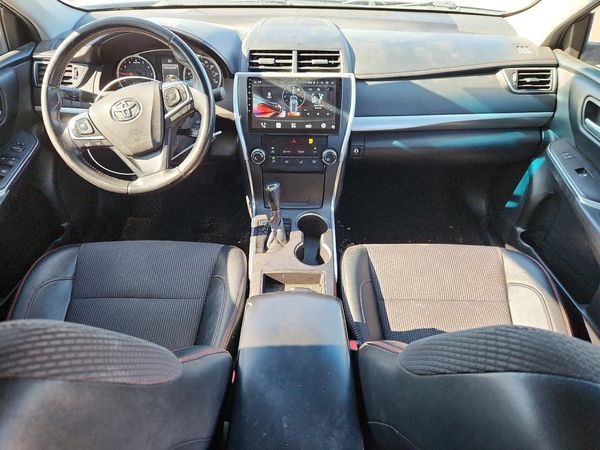 2016 TOYOTA CAMRY