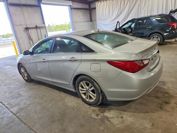 2013 HYUNDAI SONATA GLS/ GLS Popular