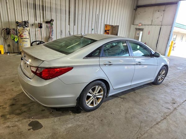 2013 HYUNDAI SONATA GLS/ GLS Popular