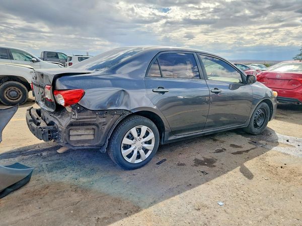 2013 TOYOTA COROLLA