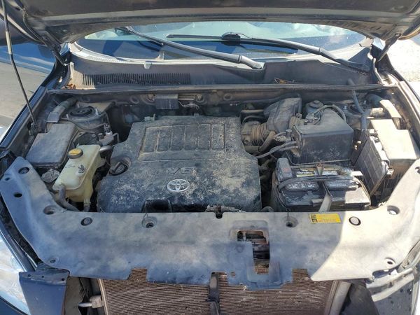 2012 TOYOTA RAV4 Standard — Engine bay