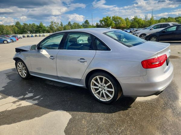 2015 AUDI A4