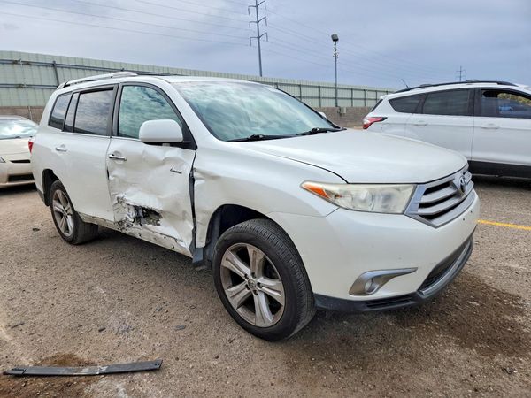 2013 TOYOTA HIGHLANDER Base/Hybrid — Passenger 3/4