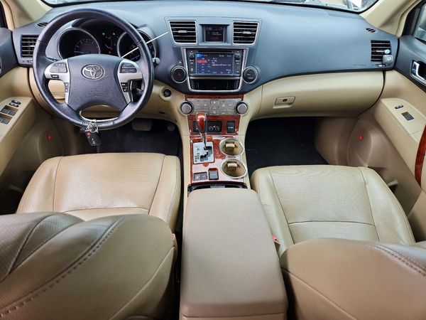 2013 TOYOTA HIGHLANDER Base/Hybrid — CKPT