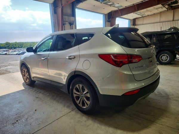 2016 HYUNDAI SANTA FE Base