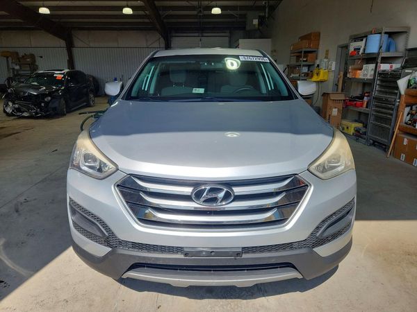 2016 HYUNDAI SANTA FE Base