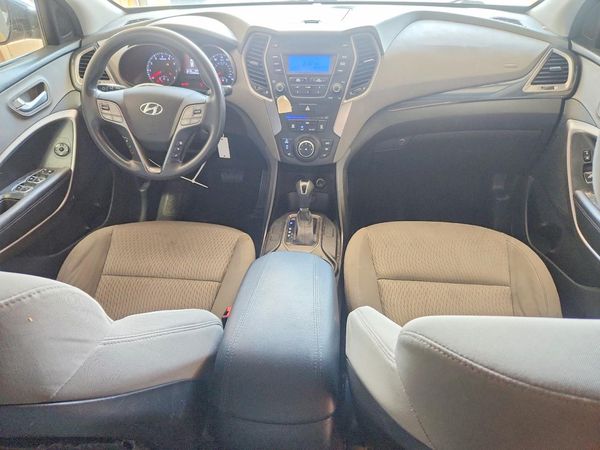 2016 HYUNDAI SANTA FE Base