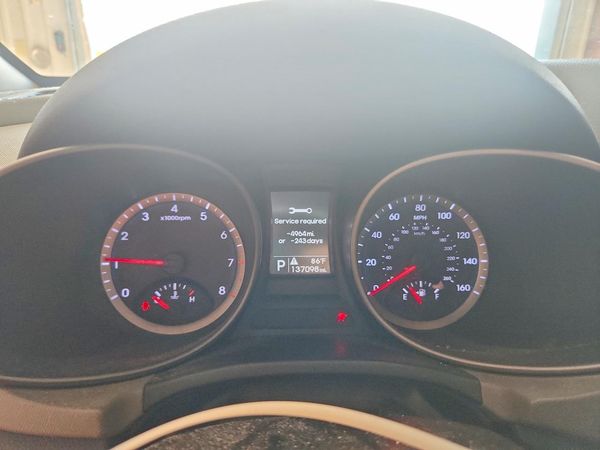 2016 HYUNDAI SANTA FE Base
