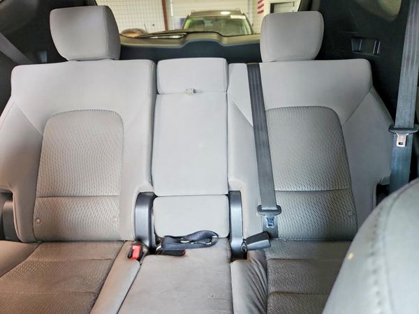 2016 HYUNDAI SANTA FE Base