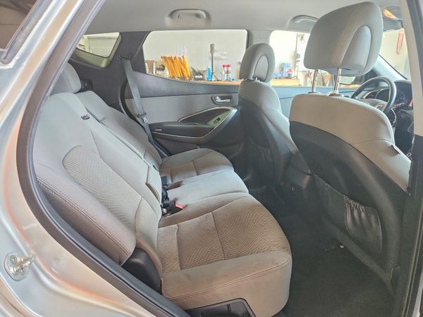 2016 HYUNDAI SANTA FE Base