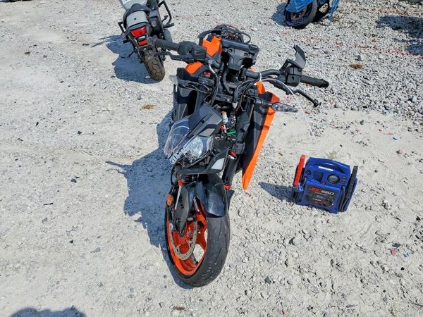 2024 KTM 390