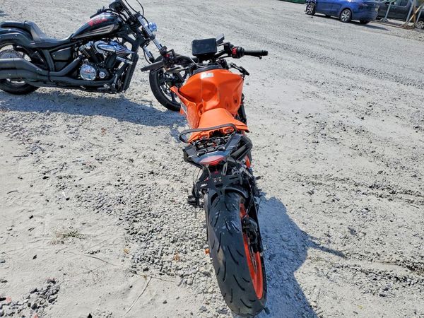 2024 KTM 390