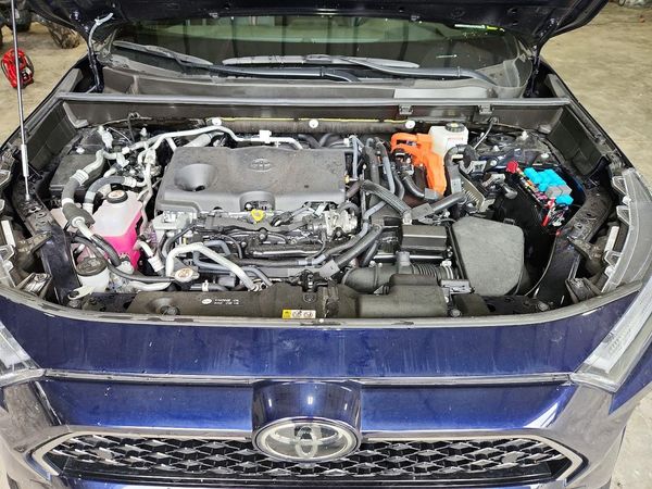 2025 TOYOTA RAV4 XSE Premium