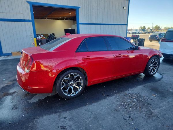 2016 CHRYSLER 300