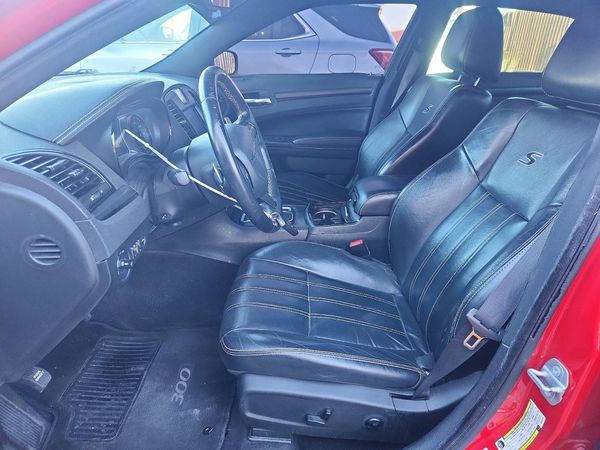 2016 CHRYSLER 300