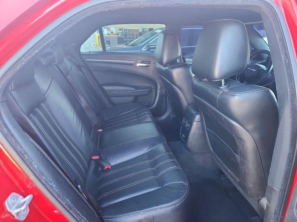 2016 CHRYSLER 300