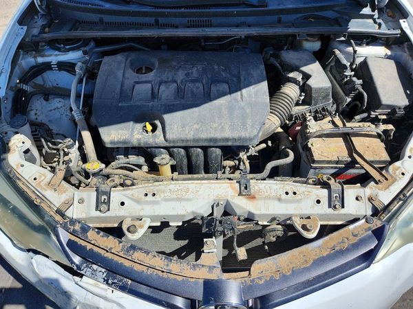 2016 TOYOTA COROLLA L/LE — Engine bay