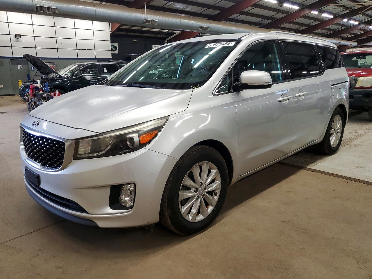 2015 KIA SEDONA GLS - Middle level