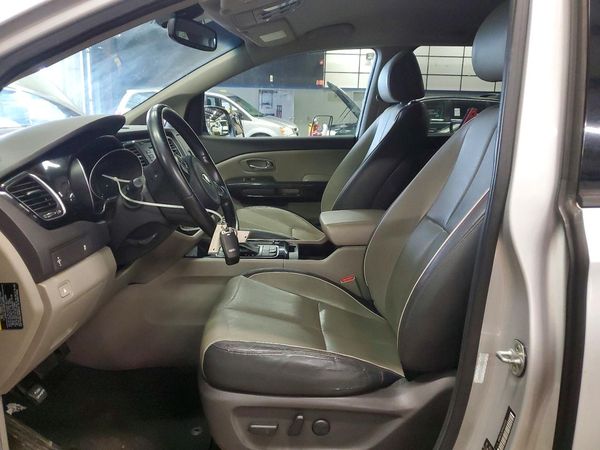 2015 KIA SEDONA GLS - Middle level