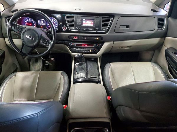 2015 KIA SEDONA GLS - Middle level