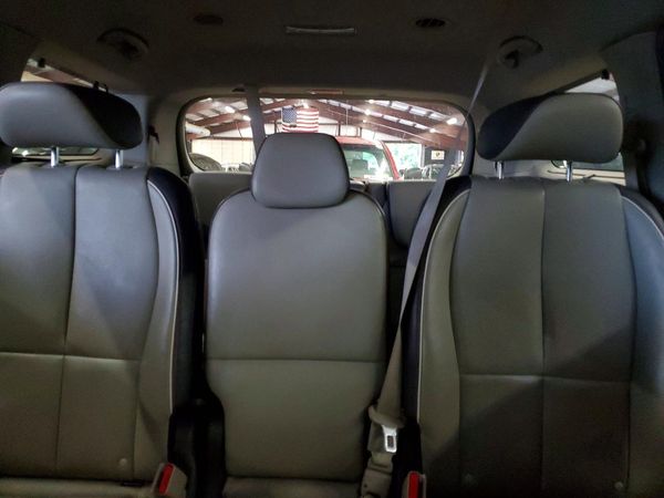 2015 KIA SEDONA GLS - Middle level