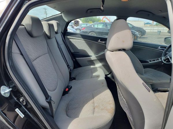 2013 HYUNDAI ACCENT GLS Premium/ SE