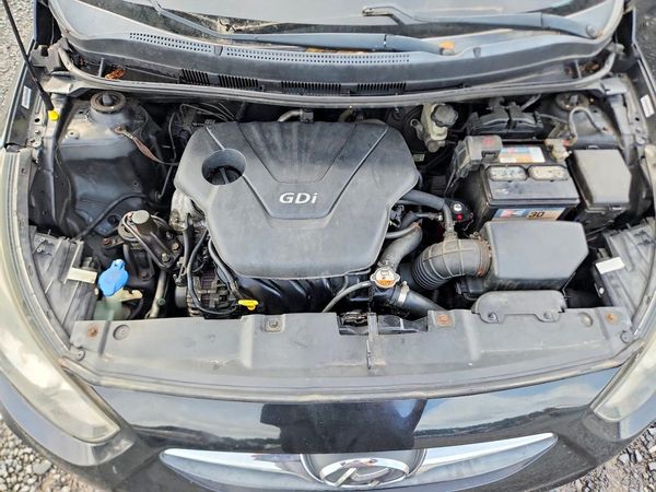 2013 HYUNDAI ACCENT GLS Premium/ SE