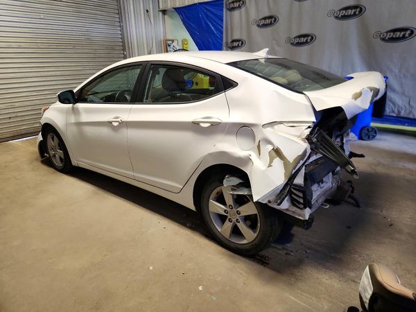 2013 HYUNDAI ELANTRA