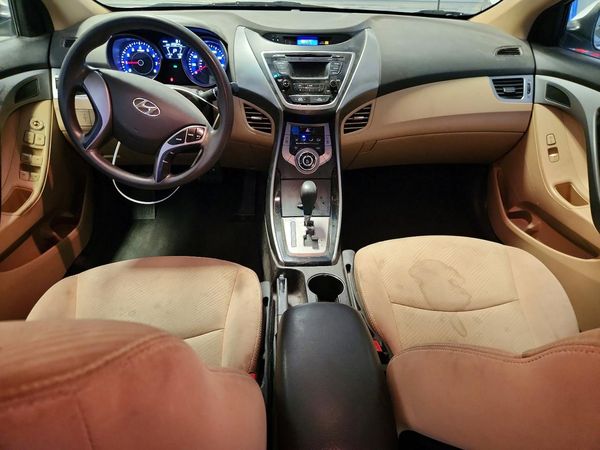 2013 HYUNDAI ELANTRA