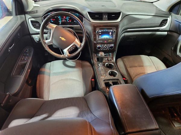 2015 CHEVROLET TRAVERSE 2LT