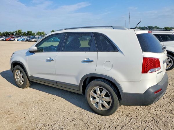2013 KIA SORENTO Base / LX