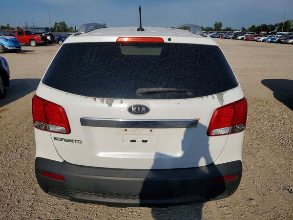 2013 KIA SORENTO Base / LX