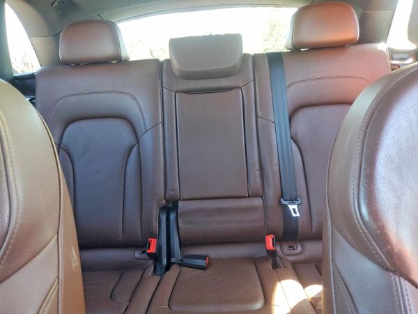 2017 AUDI Q5 quattro Premium Plus
