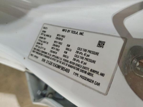 2021 TESLA MODEL 3