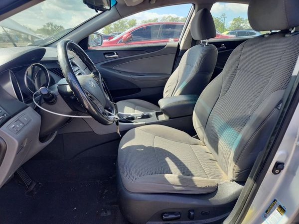 2012 HYUNDAI SONATA Middle-low level