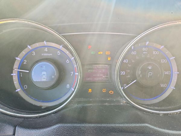 2012 HYUNDAI SONATA Middle-low level