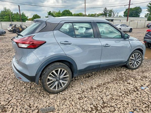 2024 NISSAN KICKS SV