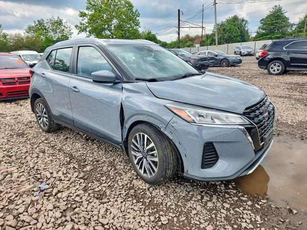 2024 NISSAN KICKS SV