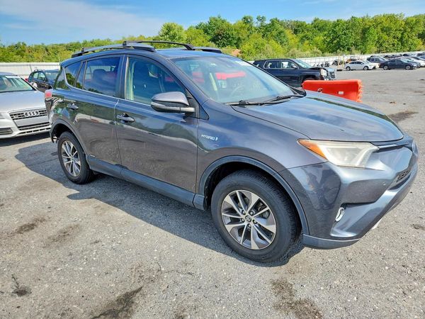 2018 TOYOTA RAV4 LE Plus/XLE