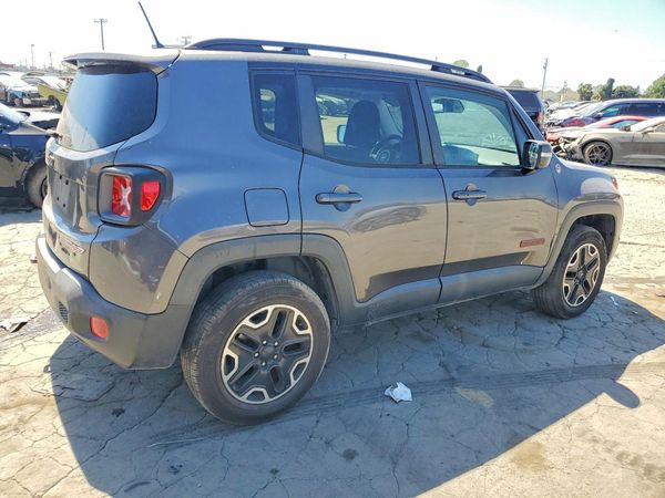 2017 JEEP RENEGADE Trailhawk