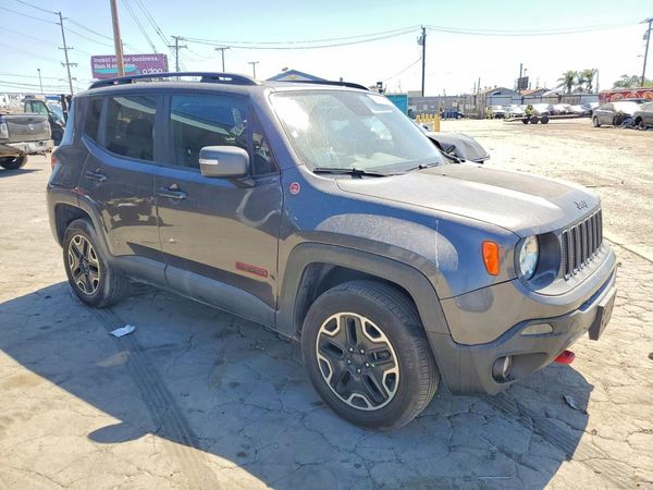 2017 JEEP RENEGADE Trailhawk