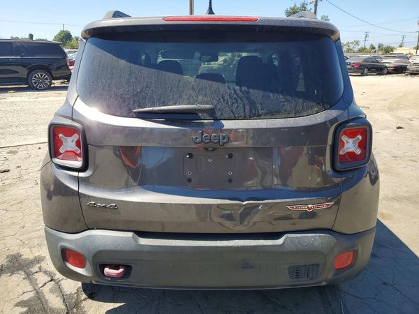 2017 JEEP RENEGADE Trailhawk