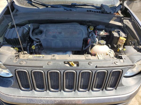 2017 JEEP RENEGADE Trailhawk