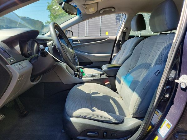 2014 HYUNDAI SONATA GLS/ GLS Popular