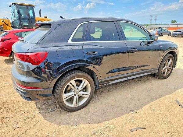 2020 AUDI Q3