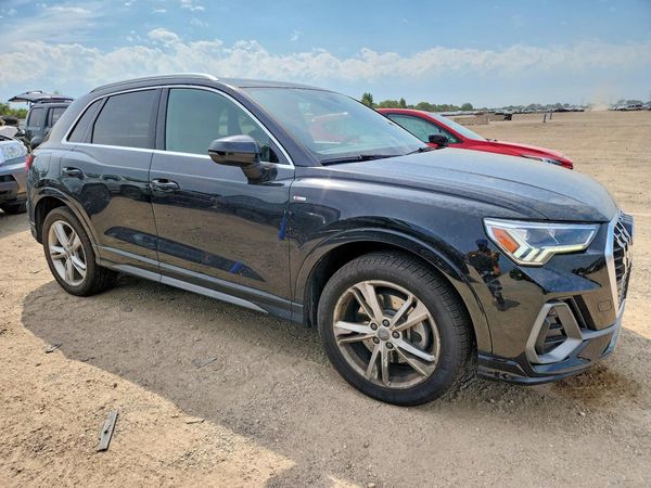 2020 AUDI Q3