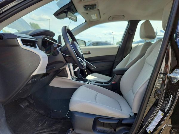 2024 TOYOTA COROLLA CROSS L — DENT