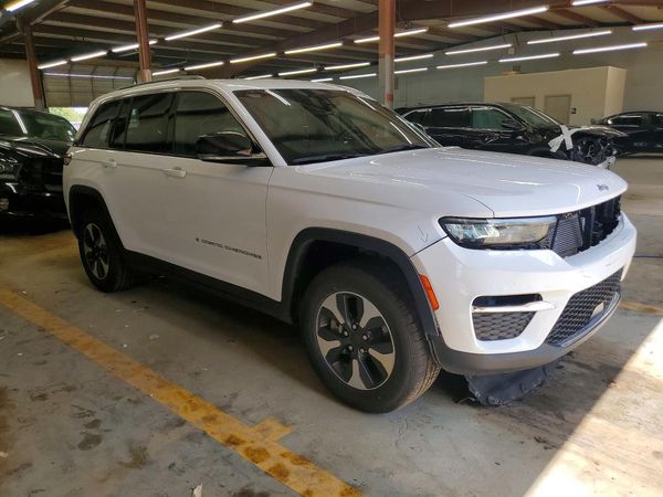 2024 JEEP GRAND CHEROKEE Limited 4XE