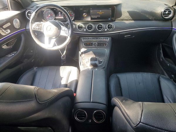 2019 MERCEDES-BENZ 300