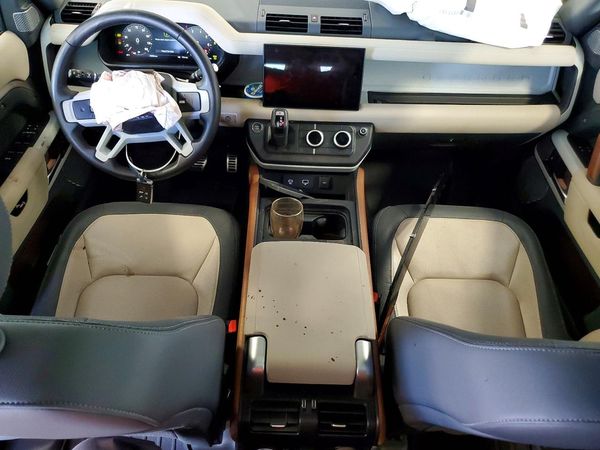 2023 LAND ROVER DEFENDER 130 X-Dynamic SE — CKPT